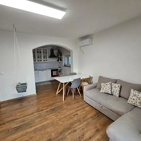 White House Gabonjin